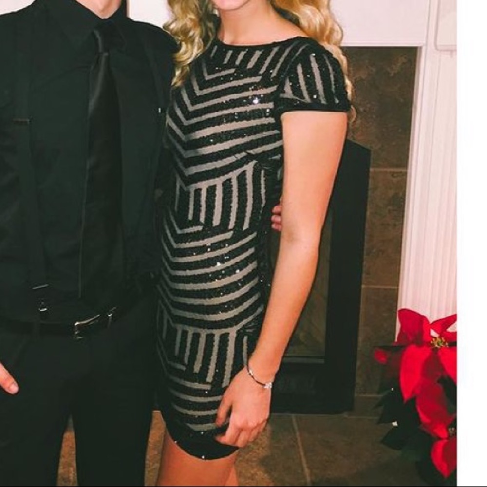 Dress the Population Black sequins Dress